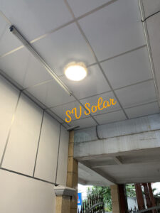 Lắp đặt đèn ốp trần 200W NLMT cho khách ở Trung An