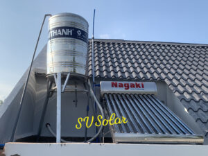 Hoàn thành bộ máy nước nóng NLMT NAGAKI 132L ở Cồn Thái Sơn