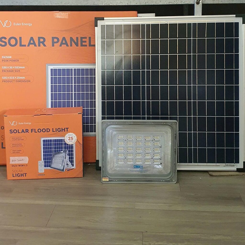 Đèn pha năng lượng mặt trời OLV-WW 4.0 300W