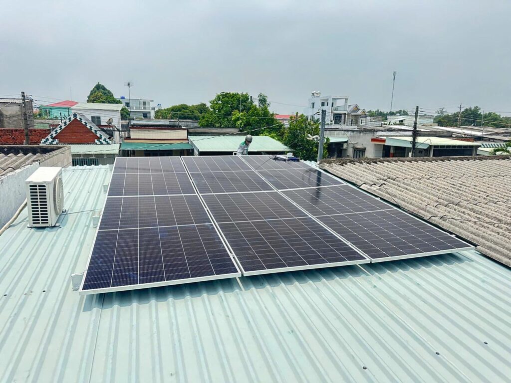 Điện Mặt Trời Hòa Lưới Có Lưu Trữ 5kWp