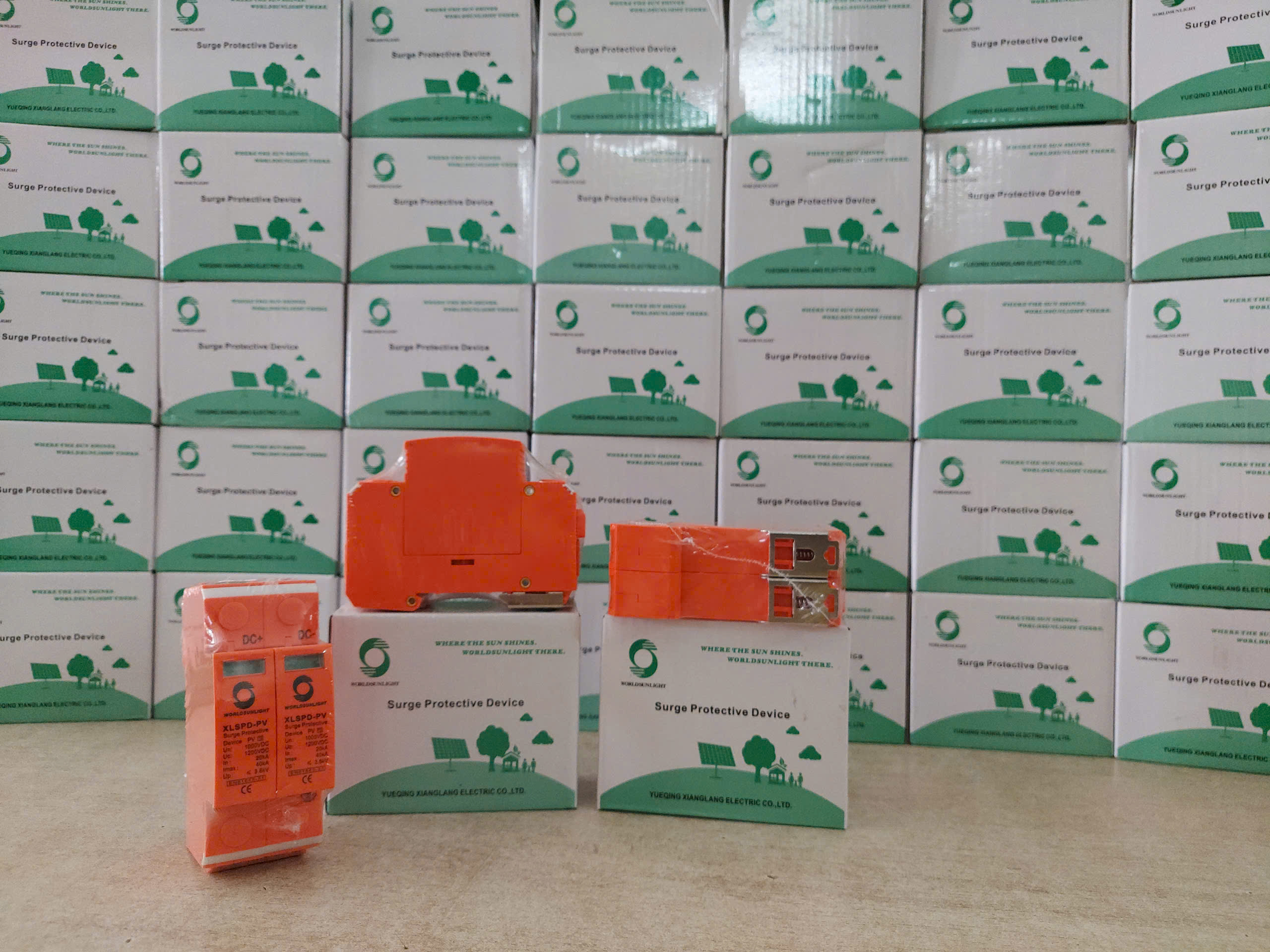 CB chống sét DC XLSPD-PV 1000VDC 40kA 2P (2)