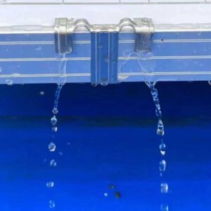 kep thoat nuoc tam pin